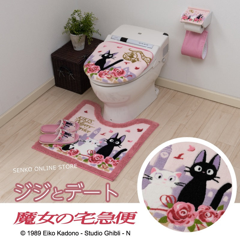 【トイレ2点セット ジブリ 魔女宅 キャラ 雑貨 グッズ】ロングトイレマット+普通便座用フタカバー ピンク 魔女の宅急便 ジジとデート